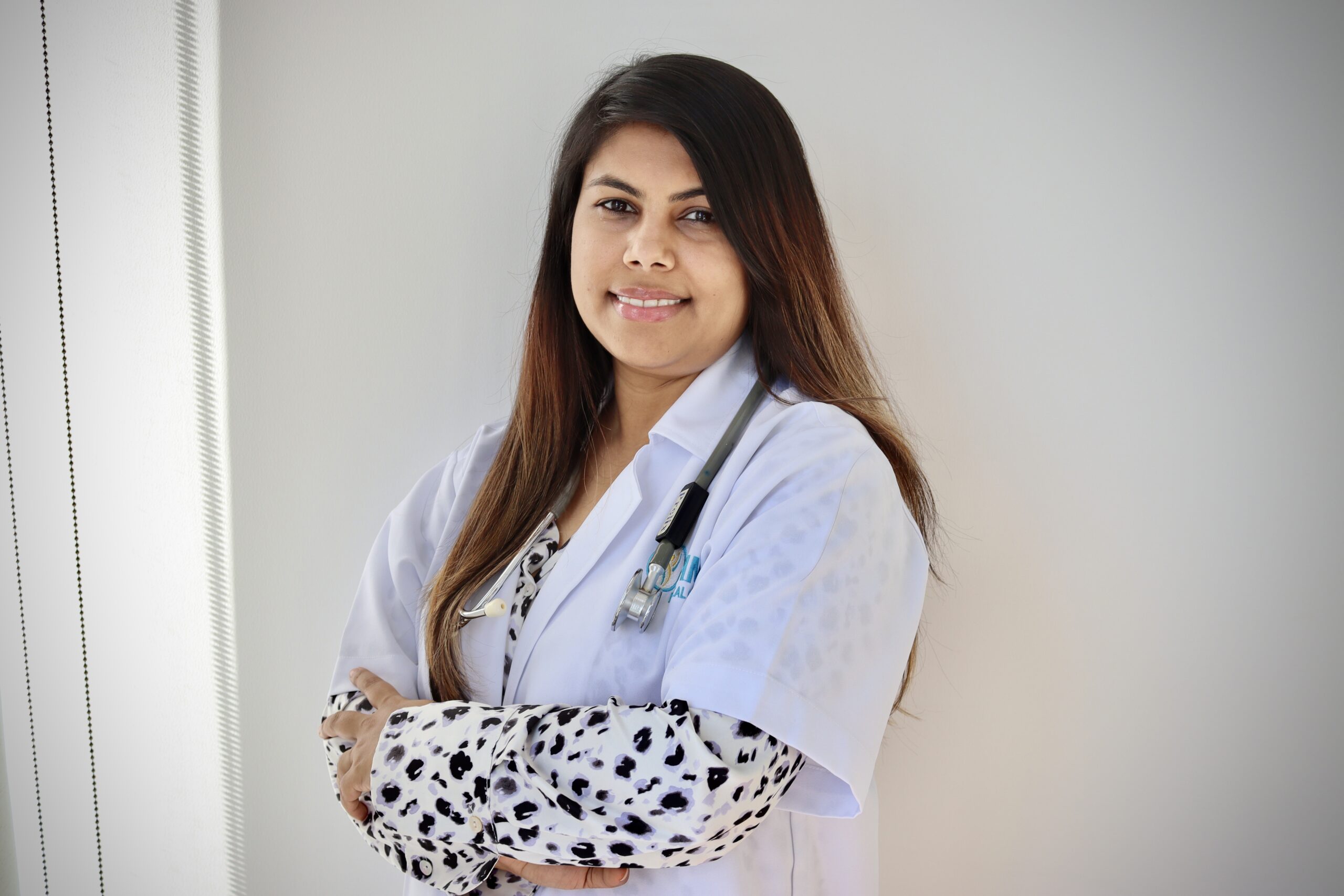 DR. DIVYA BANSAL - Medicine Consultant - HMC Medical Center LLC